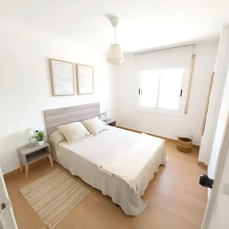 Charming With Mountain View In Francas 45m² *