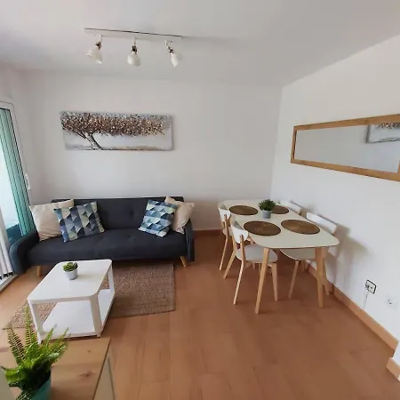 Apartment Charming With Mountain View In Francas 45m²